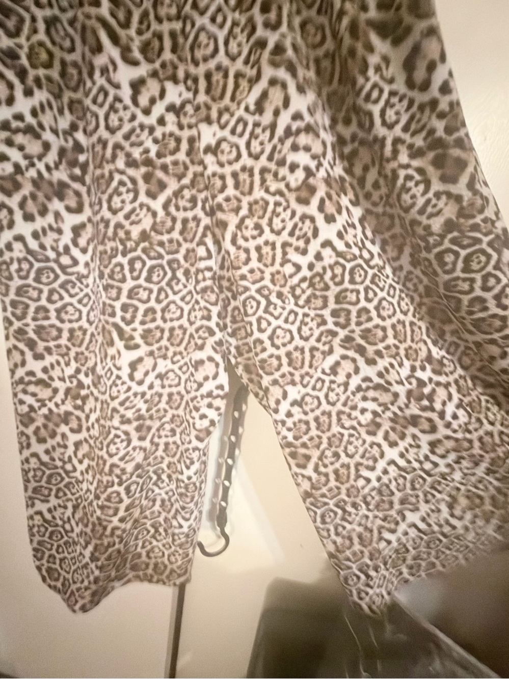 J. For Justify Leopard Wide Leg Romer - Picture 6 of 7